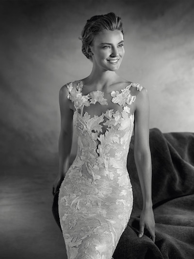 Robe De Mariée De La Semaine Robe Courte Lagatte Pronovias