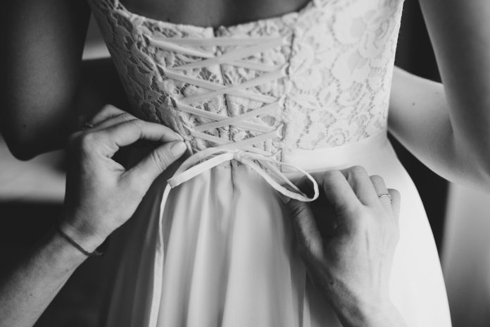 conseils pour choisir le tissu de sa robe de mariée