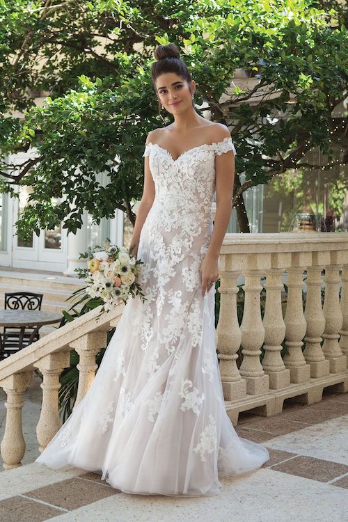 robe de mariée en dentelle, sincerity collection 2019