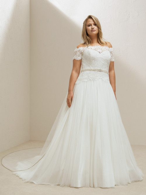 Top 20 des plus belles robes de mariée grandes tailles 2019 mariée.fr Top 20 des plus belles robes de mariée grandes tailles 2019 mariée.fr