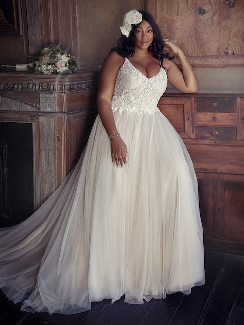 Top 20 des plus belles robes de mariée grandes tailles 2020 mariée.fr