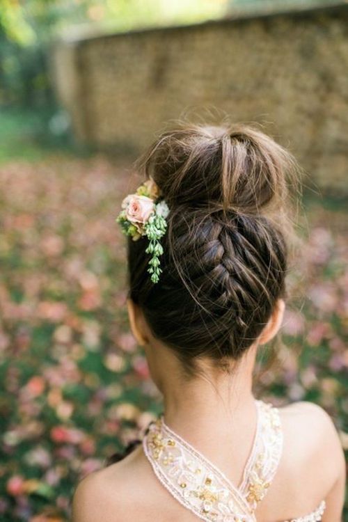 idées coiffure mariage petite fille