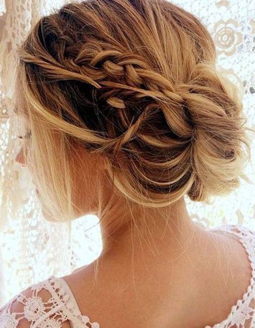 coiffure mariage cheveux mi-long