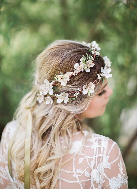 couronne de fleurs tendance mariage 2019