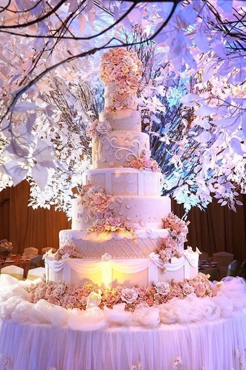 wedding cake spectaculaire mariage princesse 