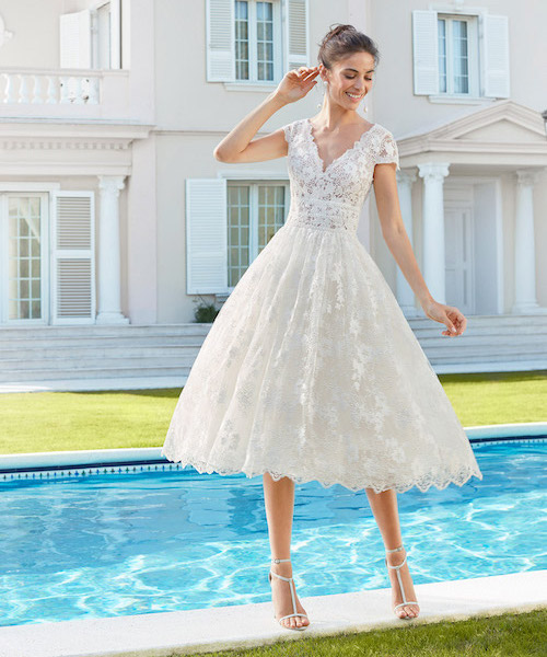 robe dentelle courte mariage