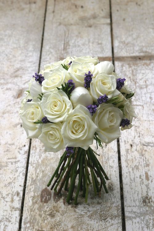 bouquet de mariée blanc