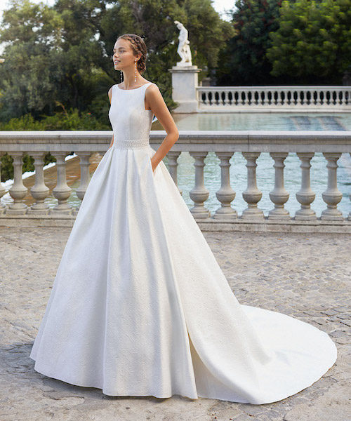 robe forme princesse femme