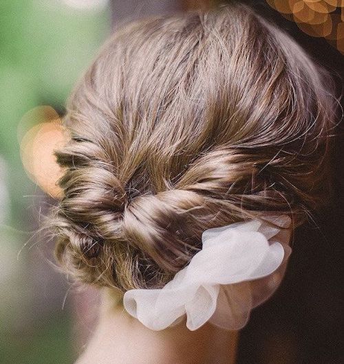 chignon mariage cheveux courts