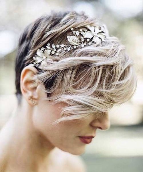 coiffure mariage coupe courte cheveux courts