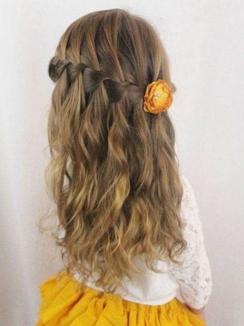 Coiffure mariage petite fille