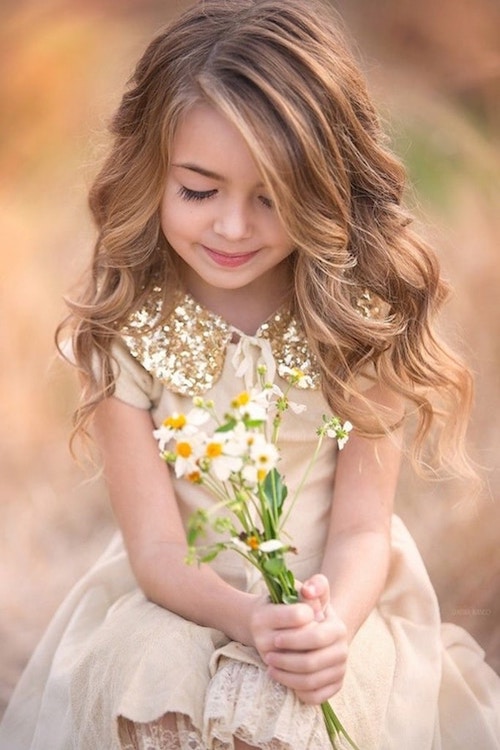 idée coiffure mariage enfant 