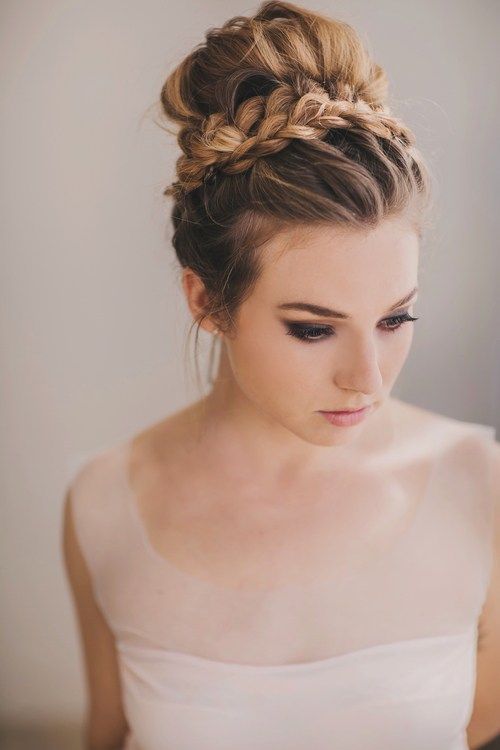 chignon haut mariage