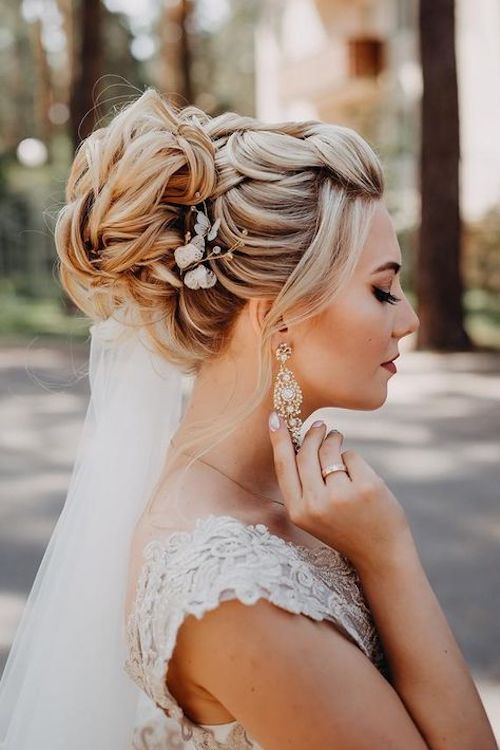 chignon haut mariage