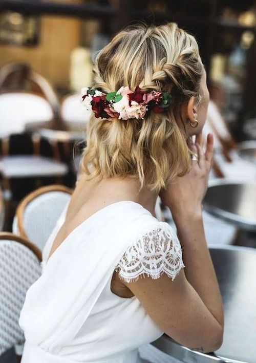 coiffure mariage cheveux carré