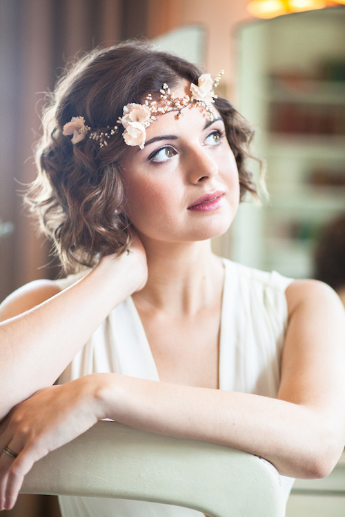 coiffure mariage cheveux carré