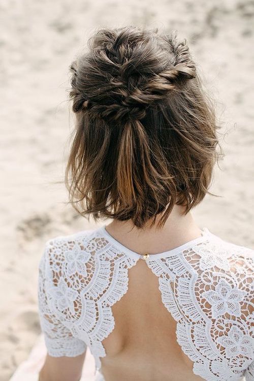 coiffure mariage cheveux carré