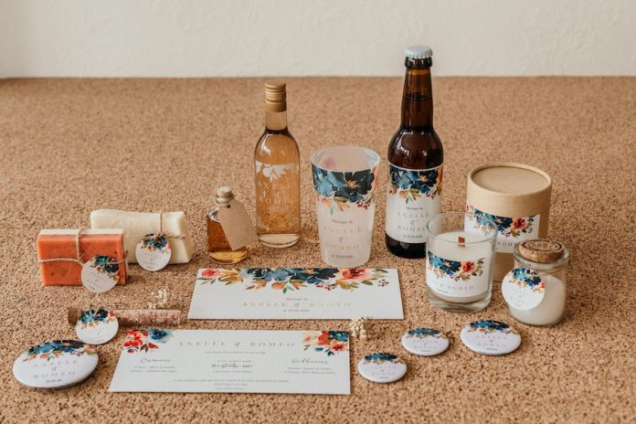 Petit Mariage entre Amis : des cadeaux originaux pour vos invités