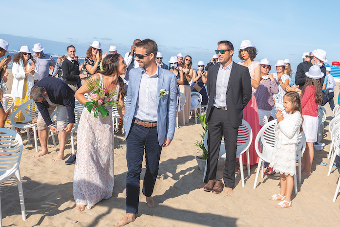 vrai mariage à la plage en Normandie