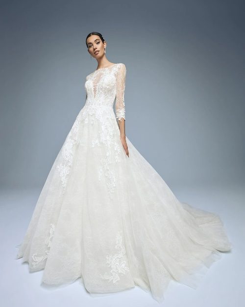 robe de mariée princesse en dentelle 2023