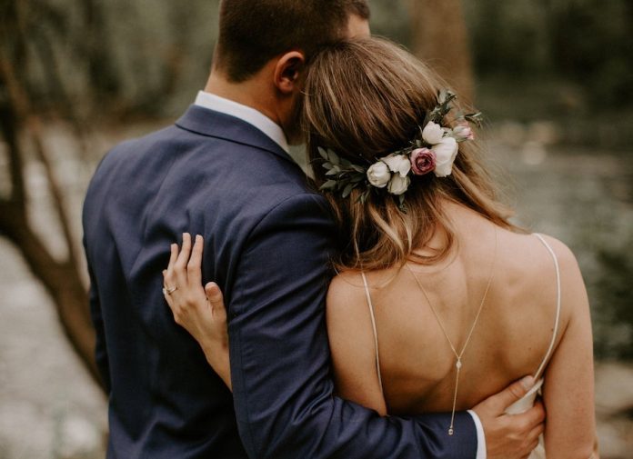 bijoux dos mariage, collier dos mariage