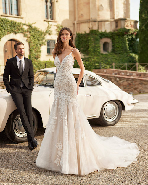 robe de mariée dentelle 2023