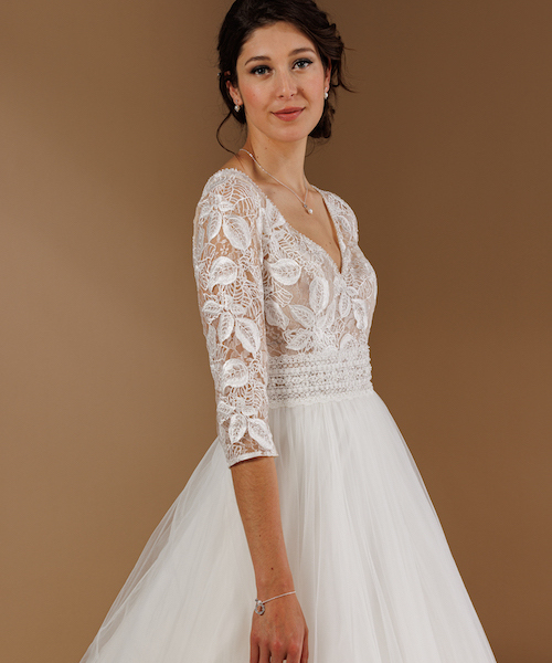 robe de mariée manches longues 2023