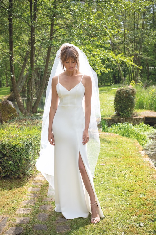 robe de mariée simple 2023