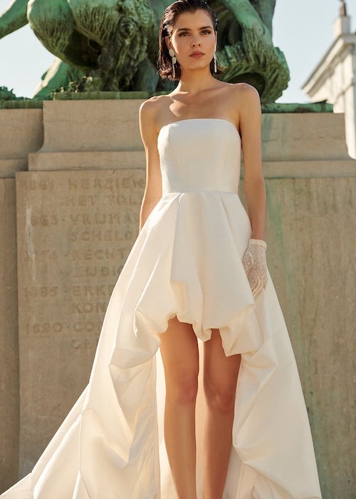 robe de mariée asymétrique