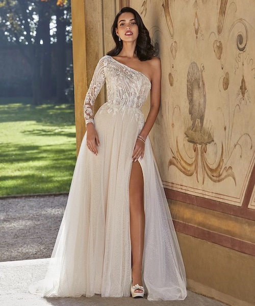 robe de mariée asymétrique