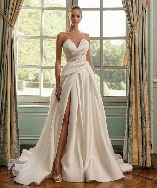 robe de mariée asymétrique