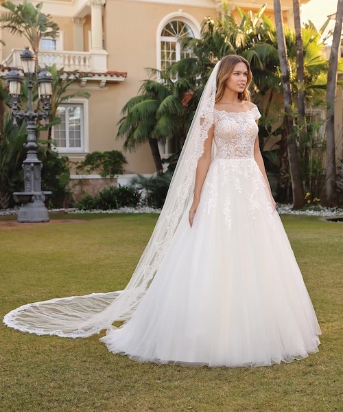 robe de mariée princesse en dentelle 2024