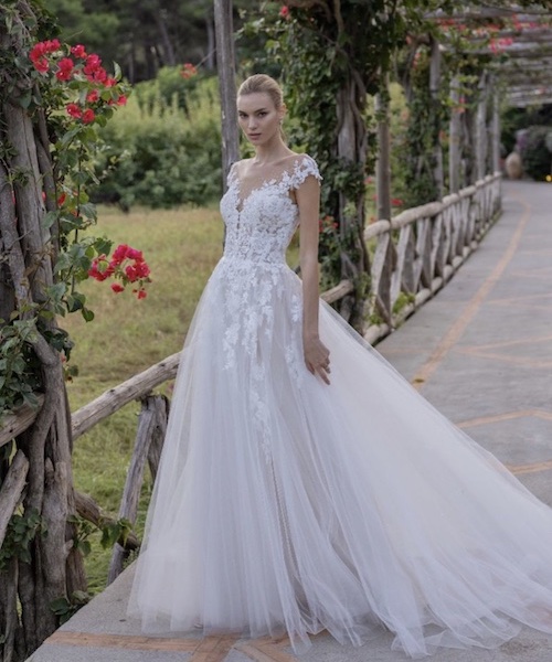 robe de mariée princesse en dentelle 2024