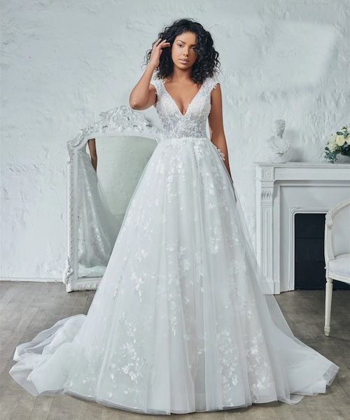 robe de mariée princesse en dentelle 2024