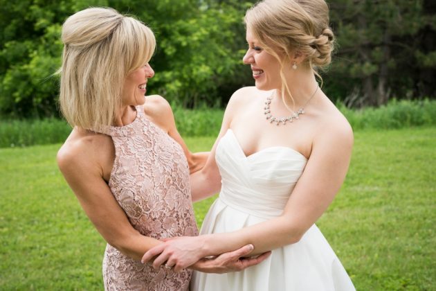 Quelle robe pour la mère de la mariée (ou du marié) ? Suivez le guide