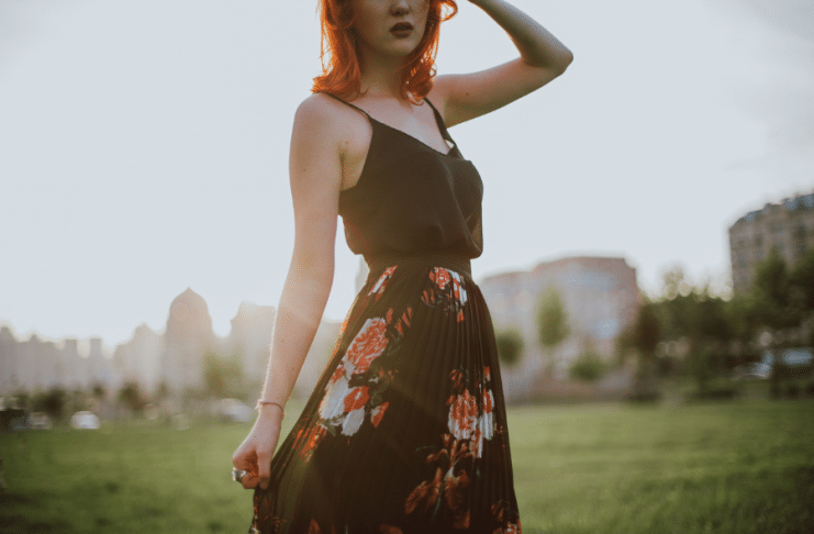 Robe midi pour un mariage : comment la choisir et avec quelles chaussures l’associer ?