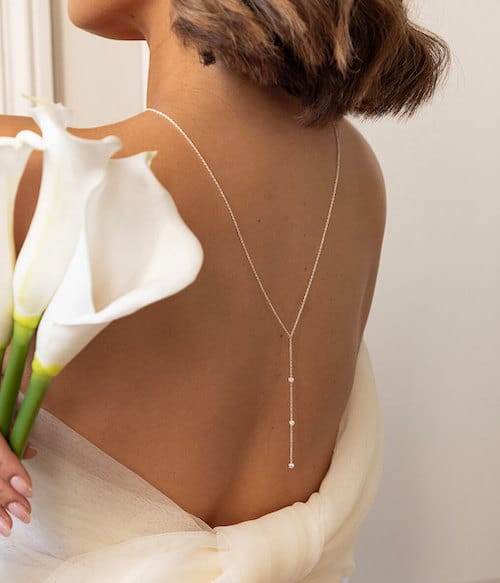 collier de dos mariage